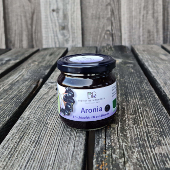 Aronia Fruchtaufstrich aus Beeren